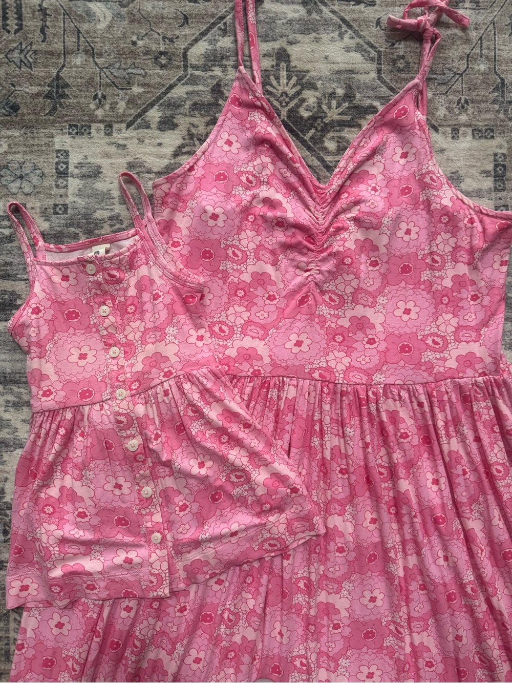 Mommy and me kate quinn Pink Floral dresses